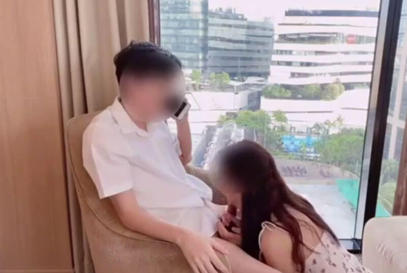 พี่พีช คุยงานไม่สนใจกันเลย [Onlyfans]