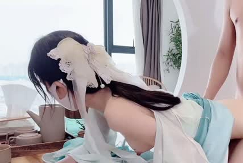 หนุ่มเหี้ยแอบตีท้ายครัวแฟนเพื่อนตัวเอง  [หนังอาร์]