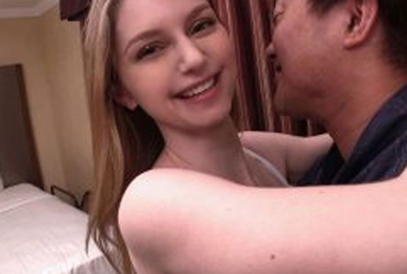 จับควยอมสดมิดด้าม [Youporn]